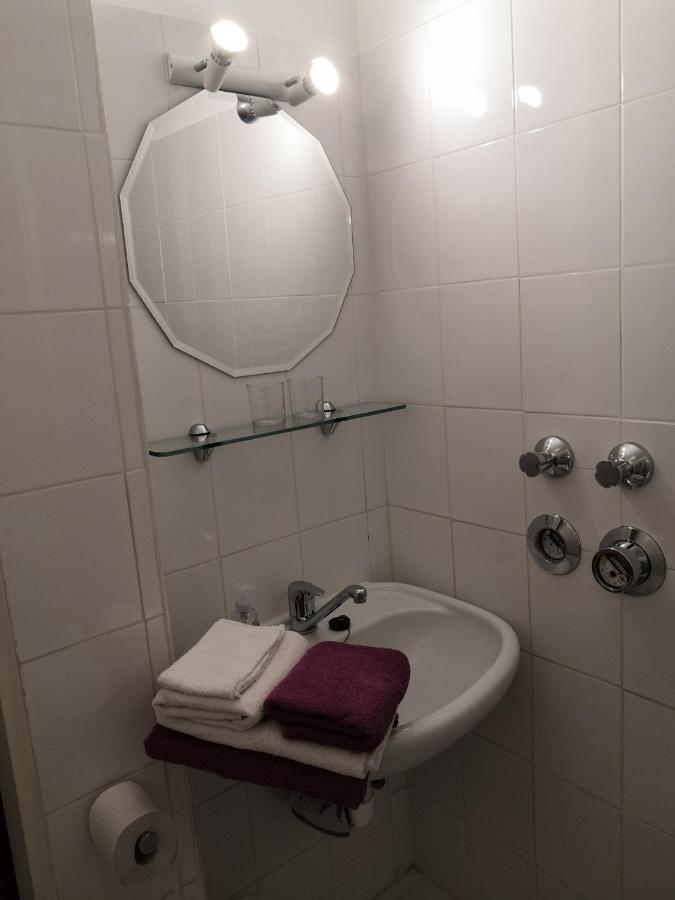 Ferienwohnungen Schelhas Prien am Chiemsee Exteriör bild